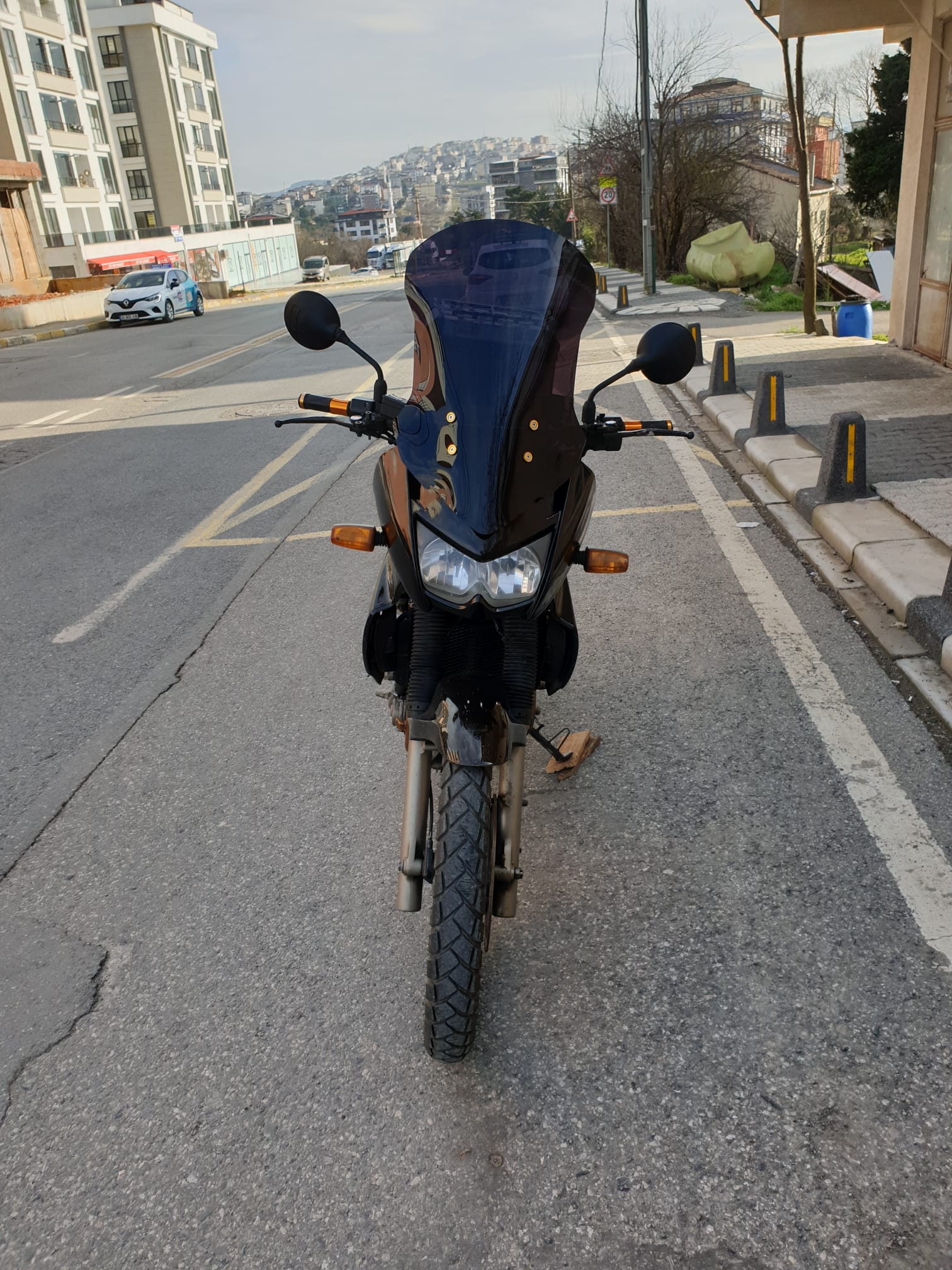 Kawasaki KLE 500 Siperlik Ön Cam 2005-2008 Model 58cm Siyah Renkli 4mm UZUN CAM