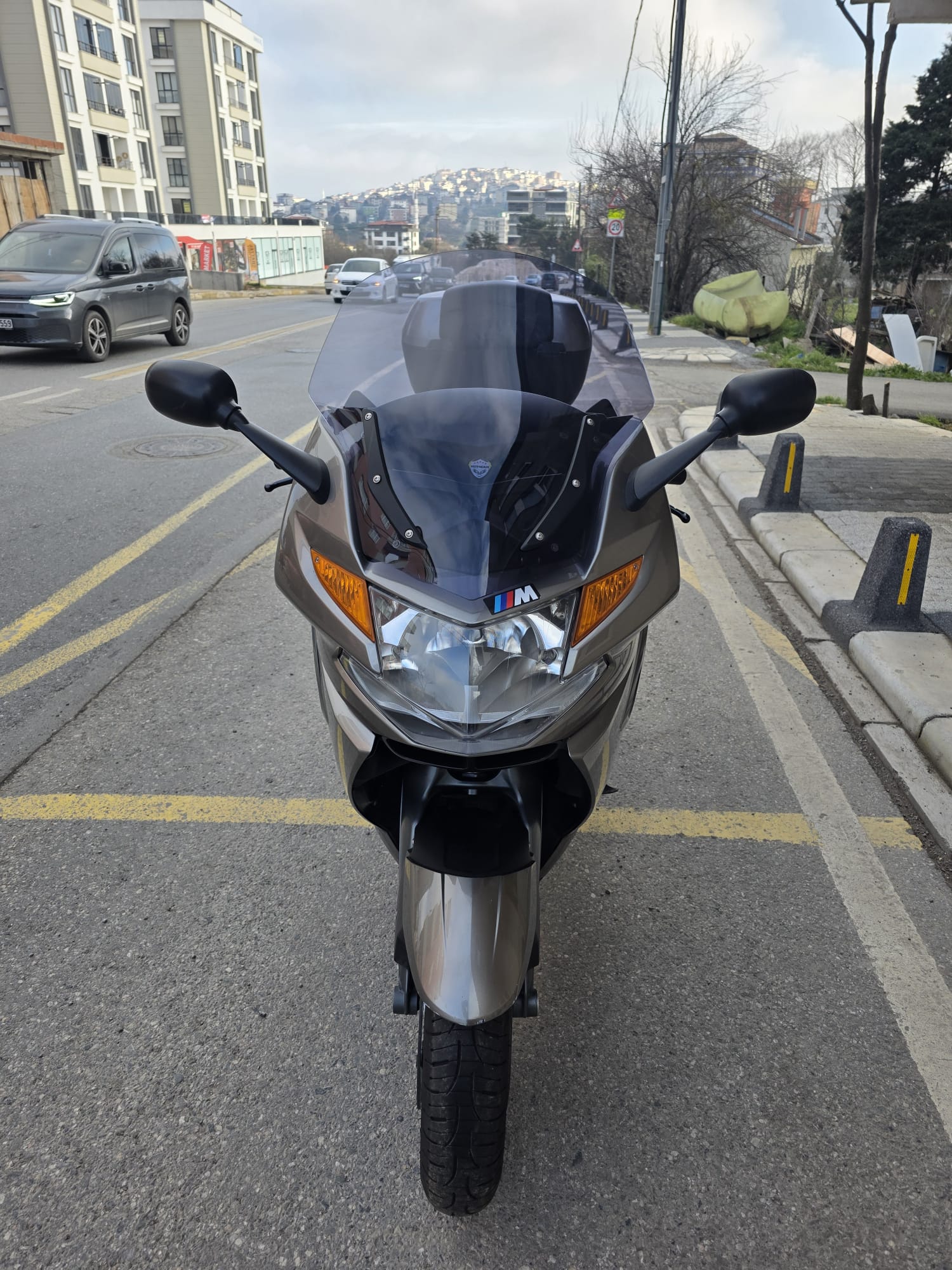 BMW K 1300 GT Siperlik Ön Cam 2009 Model 63cm Füme Renkli 4mm