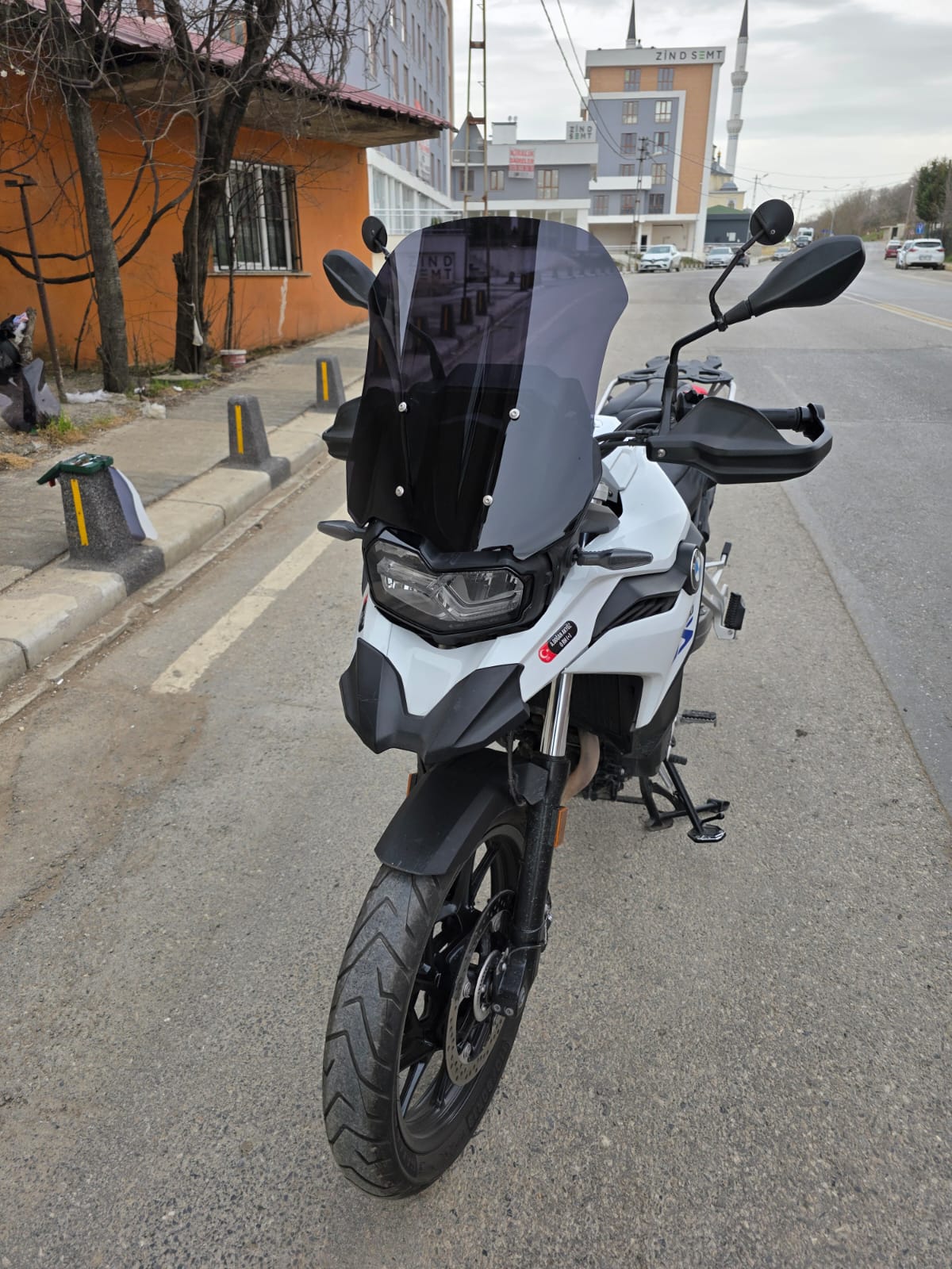 Bmw F800 GS Siperlik Ön Cam 2023-2025 Model 44cm Siyah Renkli 4mm