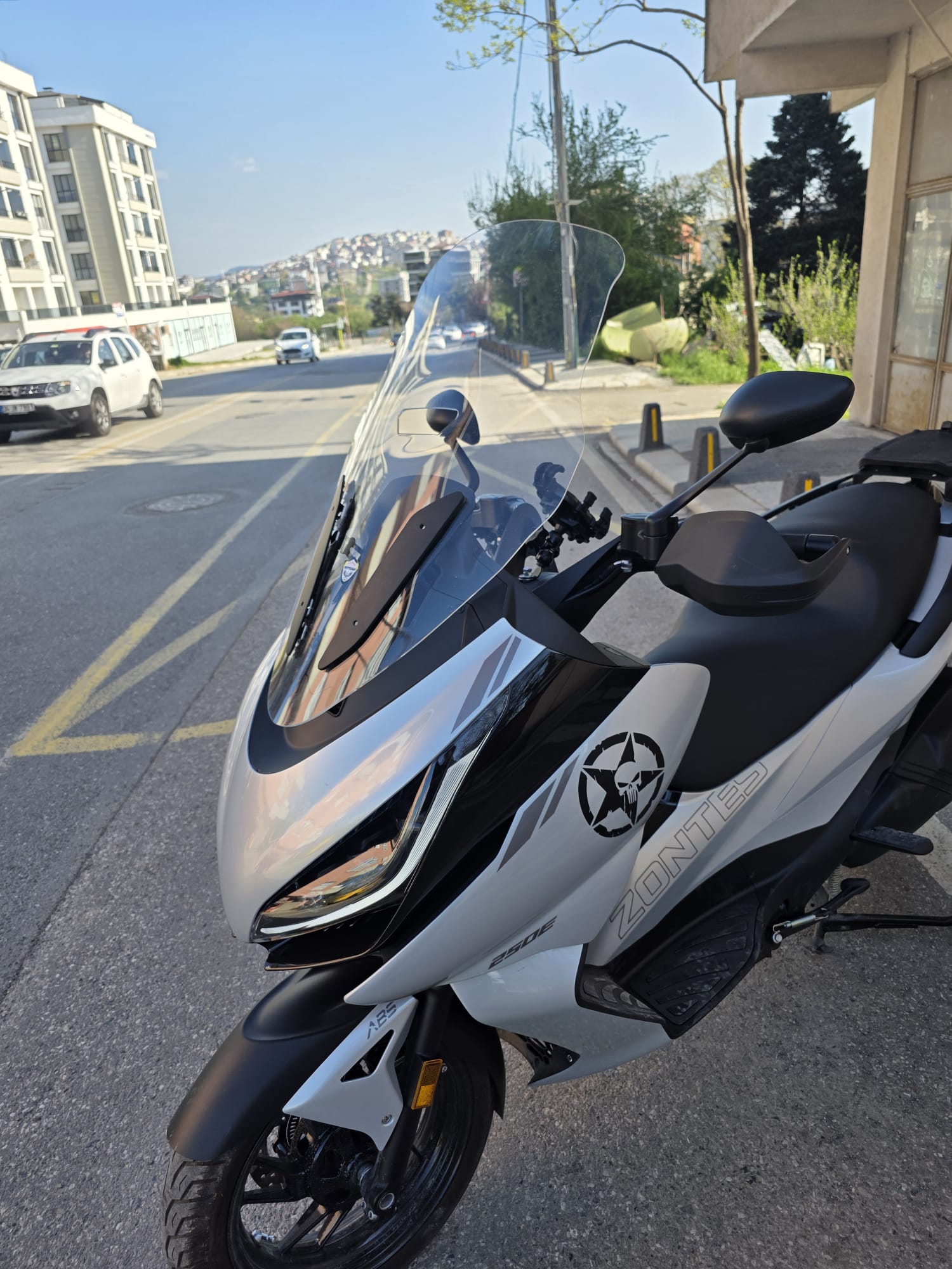 Zontes ZT 250 T-E Siperlik Ön Cam 2023-2025 Model 73cm Şeffaf Renkli 4mm