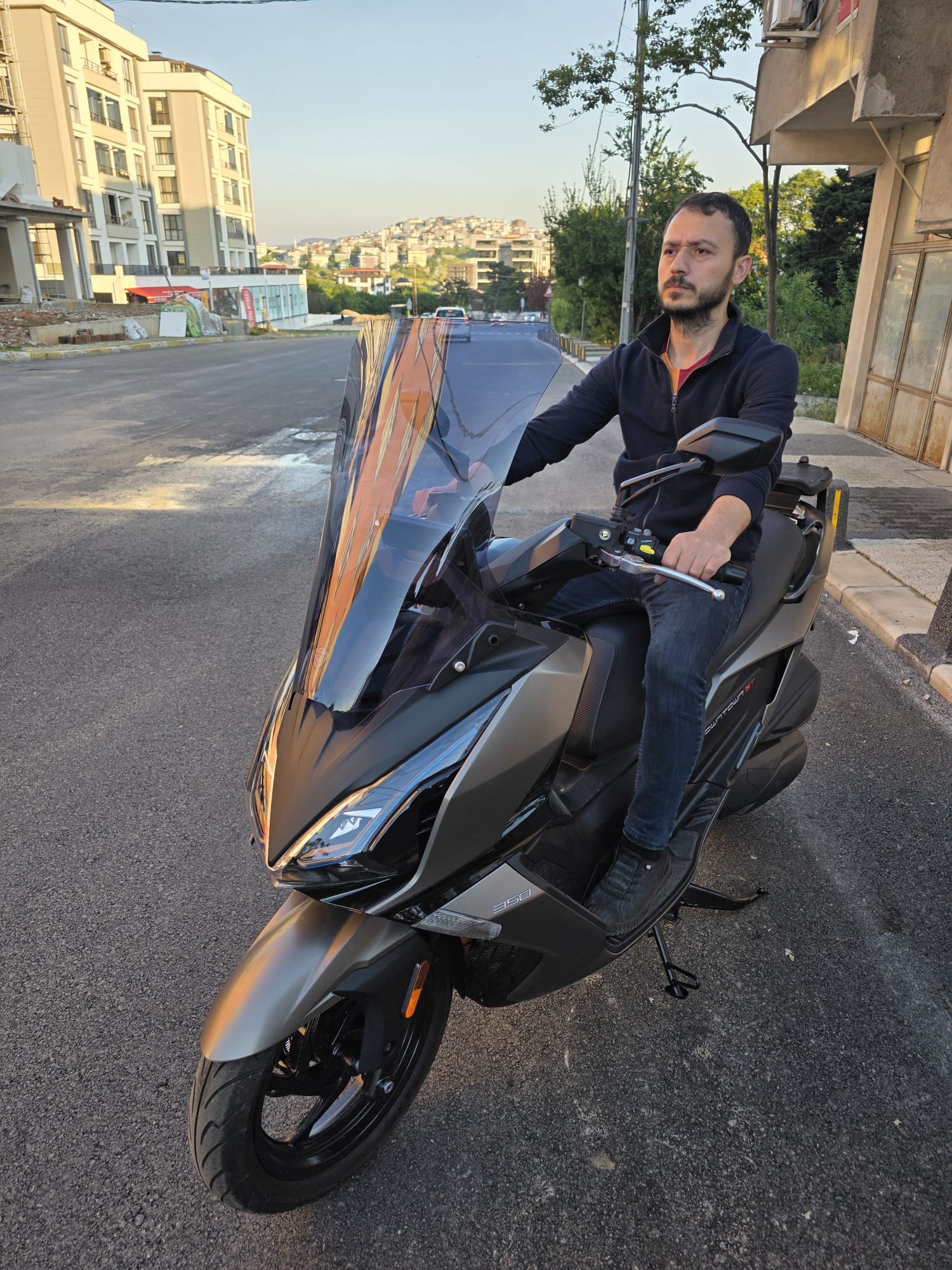 Kymco Downtown GT 350 Siperlik Ön Cam 2025 Model 62cm Füme Renkli 4mm
