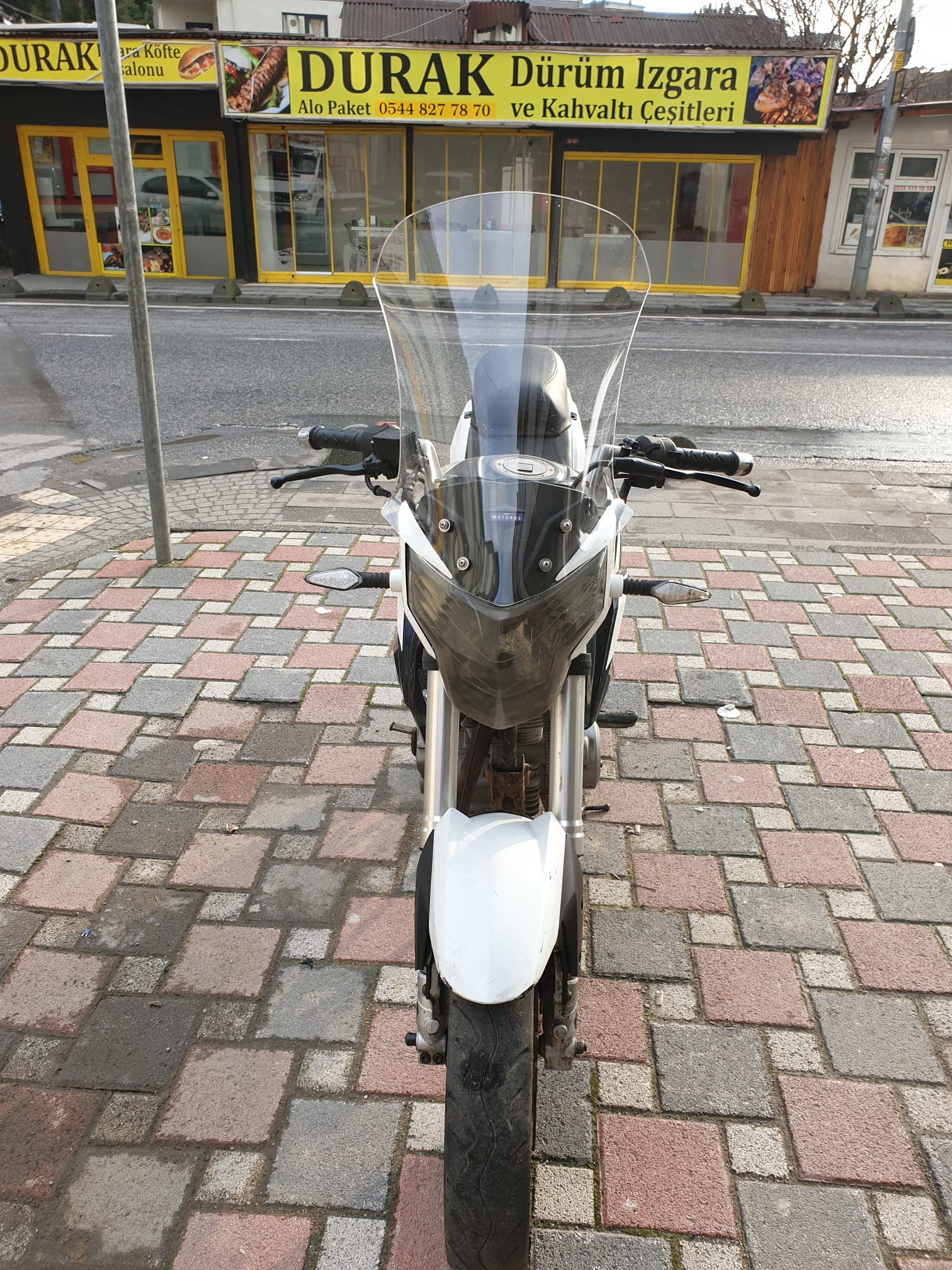 Mondial 180 Z One S Siperlik Ön Cam 58cm 2014 2022 Model Şeffaf Renkli