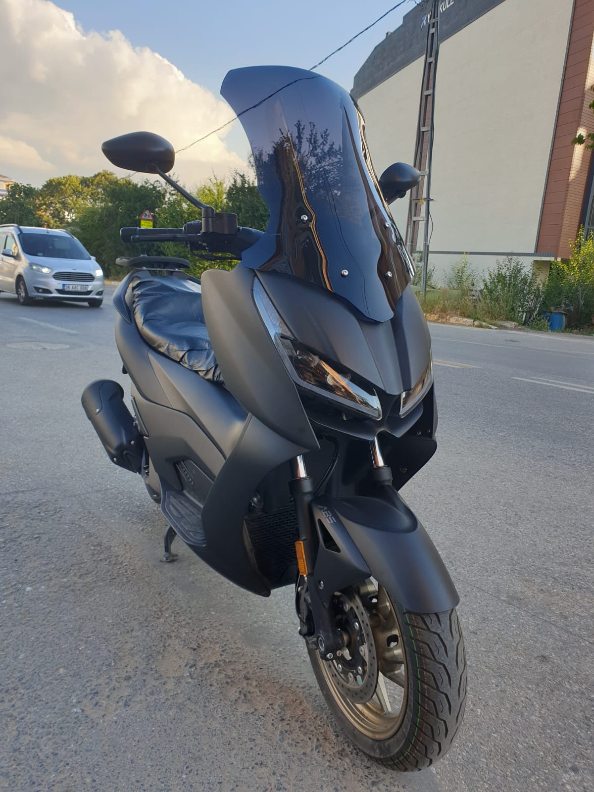 RKS RZ 250 S Siperlik Ön Cam 2022-2025 Model 68cm Siyah Renkli 4mm