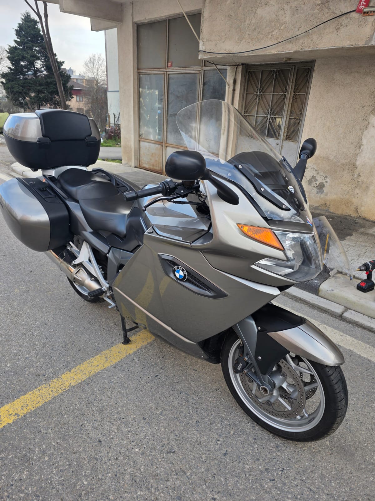 BMW K 1300 GT Siperlik Ön Cam 2009 Model 63cm Şeffaf Renkli 4mm