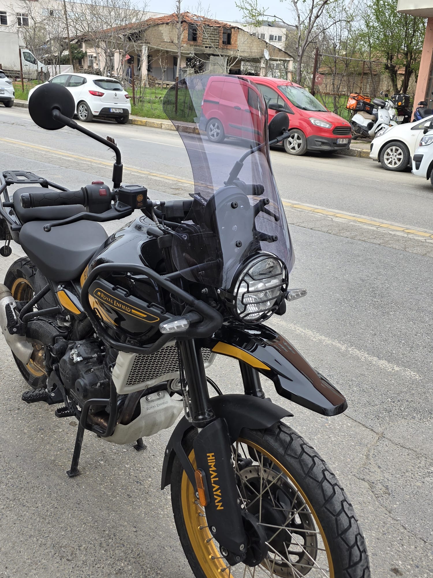 Himalayan Royal Enfıeld 450 Siperlik Ön Cam 2023-2025 Model 49cm Füme Renkli 4mm