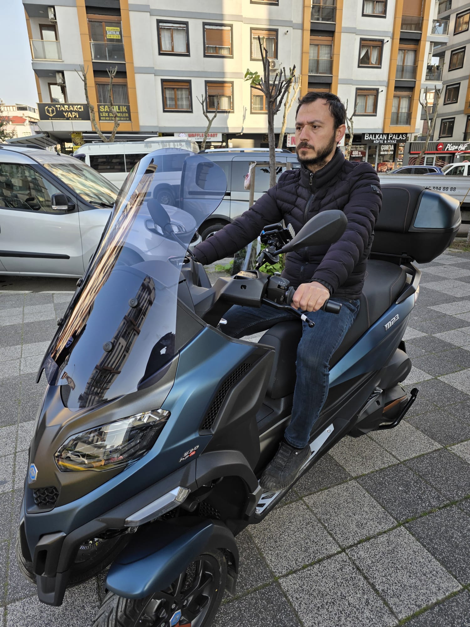 Piaggio MP3 530 Siperlik Ön Cam 2023-2025 Model 72cm Füme Renkli 4mm UZUN CAM
