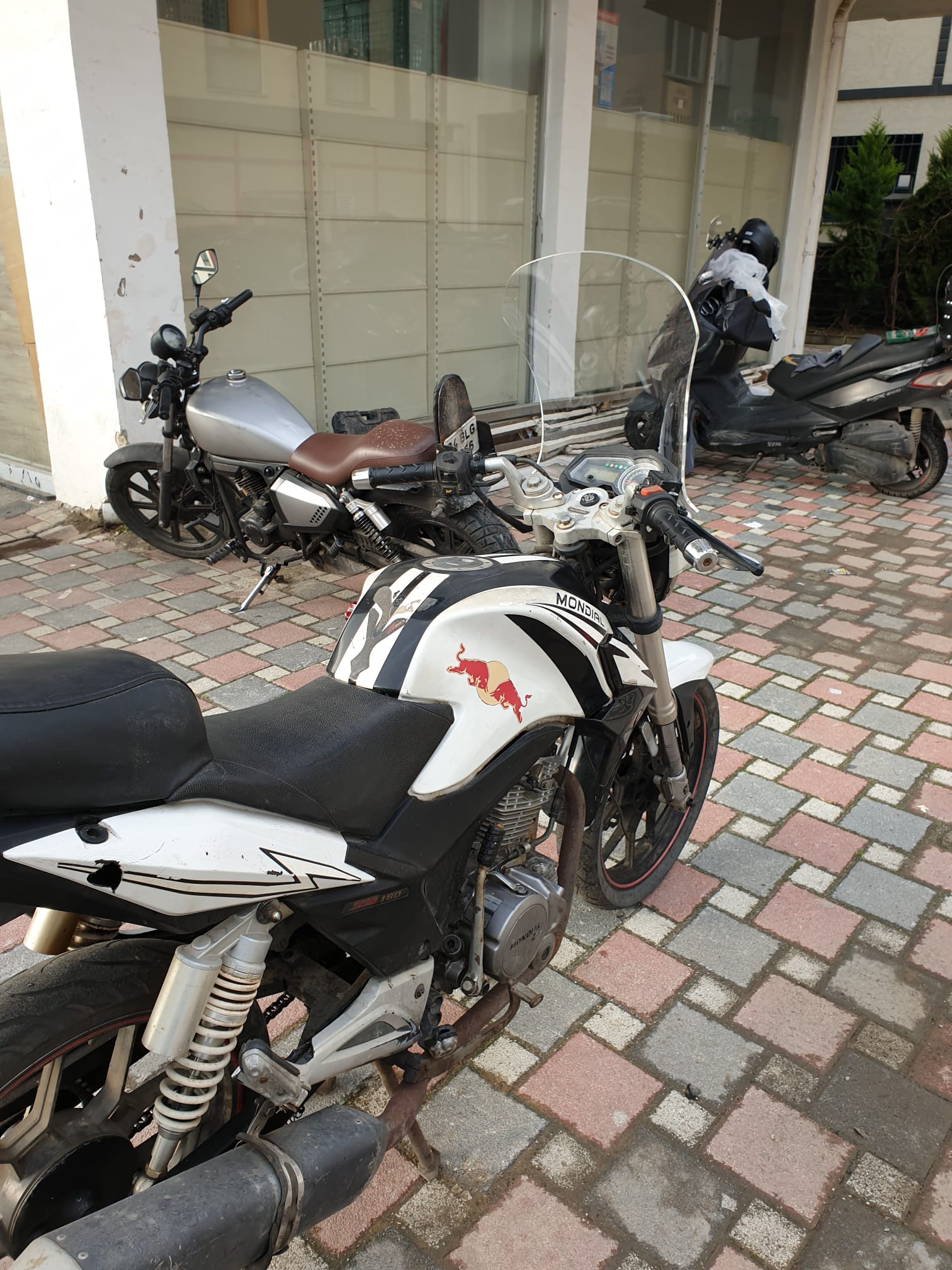 Mondial 180 Z One S Siperlik Ön Cam 58cm 2014 2022 Model Şeffaf Renkli