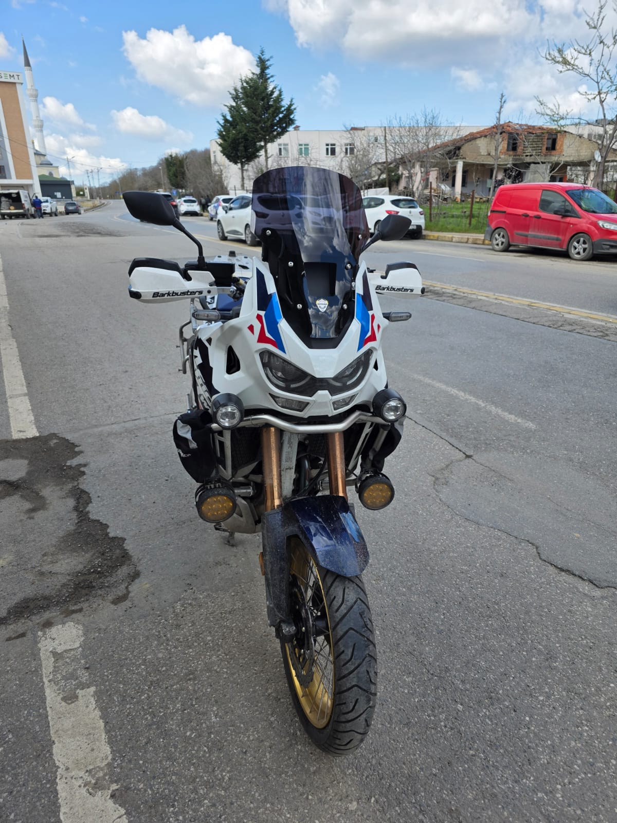 Honda Africa twin CRF 1100 L4 Ön Cam 2023-2025 Model 46cm Siyah Renkli 4mm ORİJİNAL BOYLU