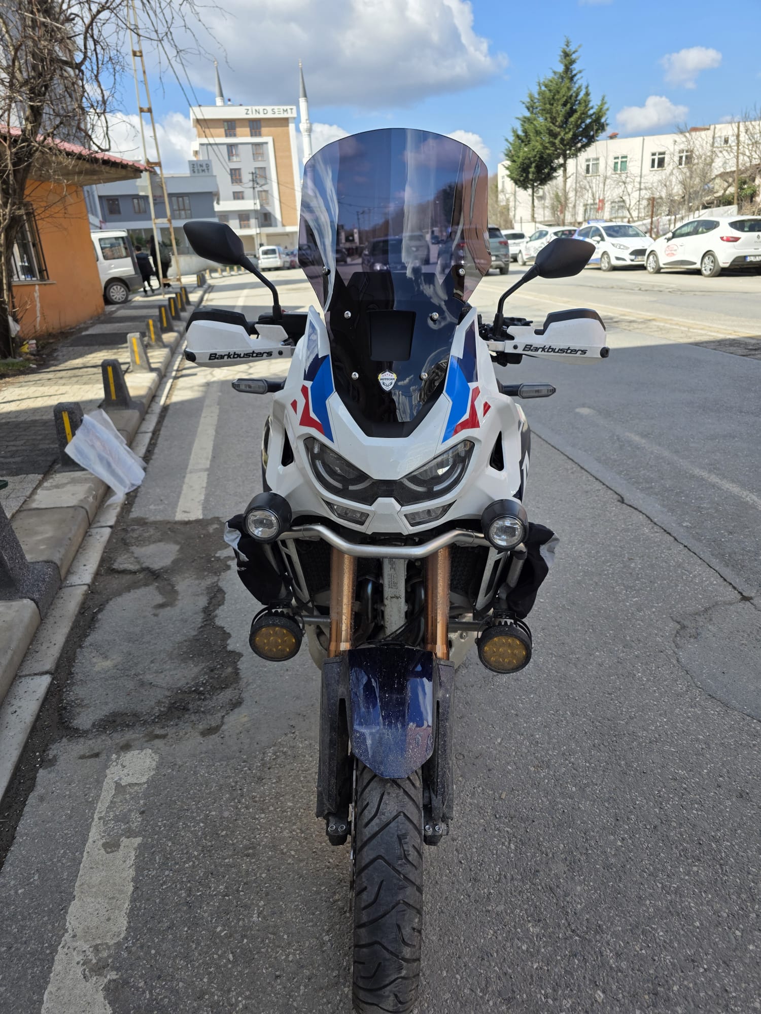Honda Africa twin CRF 1100 L4 Ön Cam 2023-2025 Model 54cm Siyah Renkli 4mm UZUN VE GENİŞ
