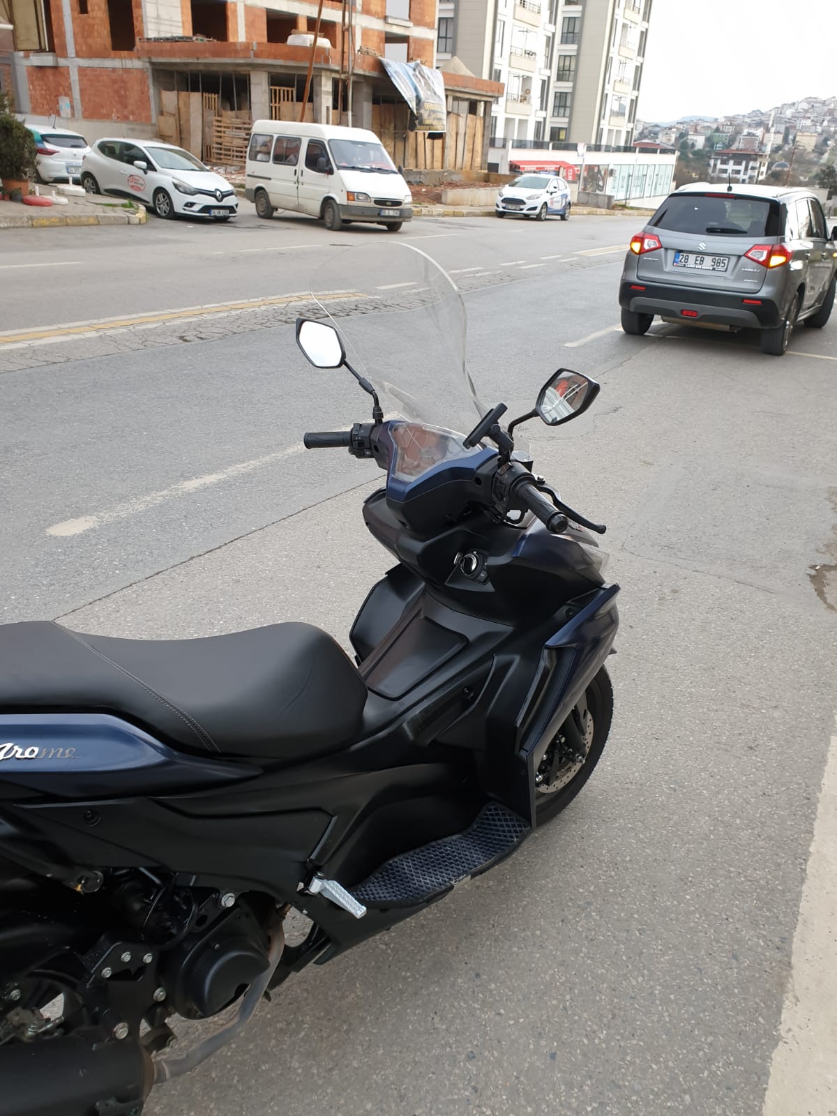 RKS Arome 125 Siperlik Ön Cam 2023-2025 Model 54cm Şeffaf Renkli