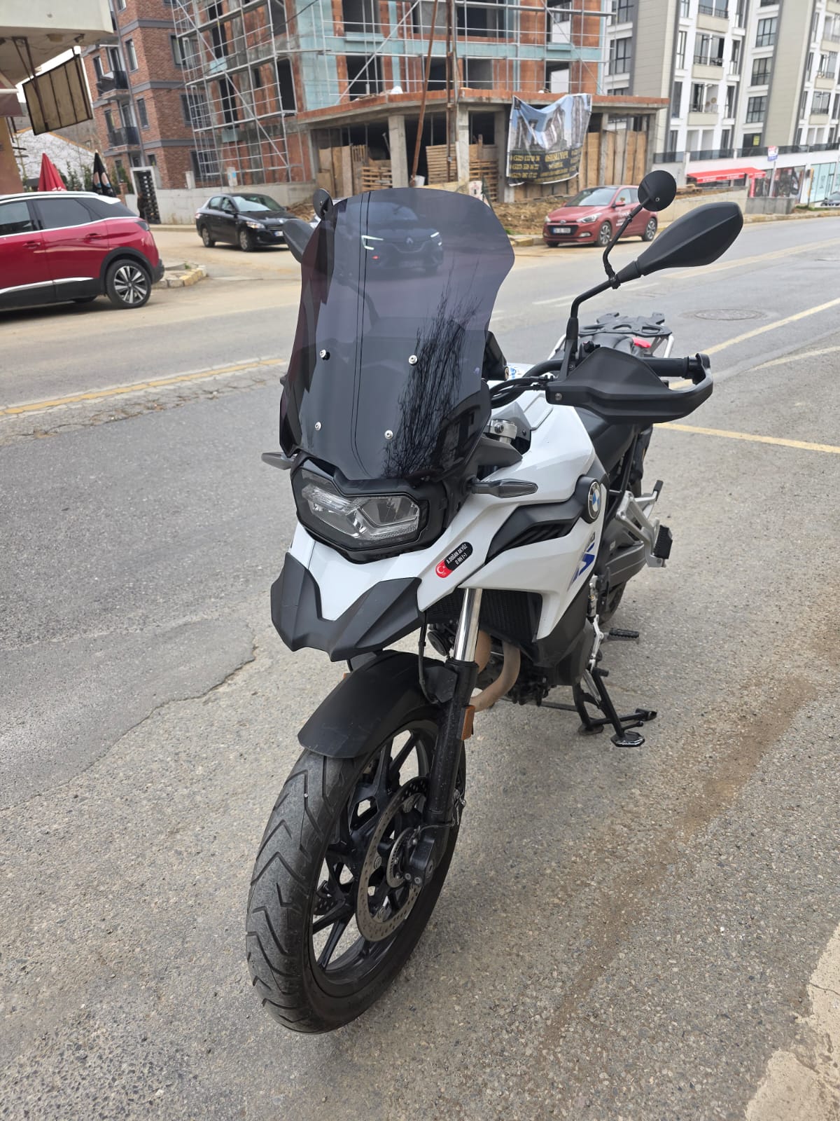 Bmw F800 GS Siperlik Ön Cam 2023-2025 Model 44cm Siyah Renkli 4mm