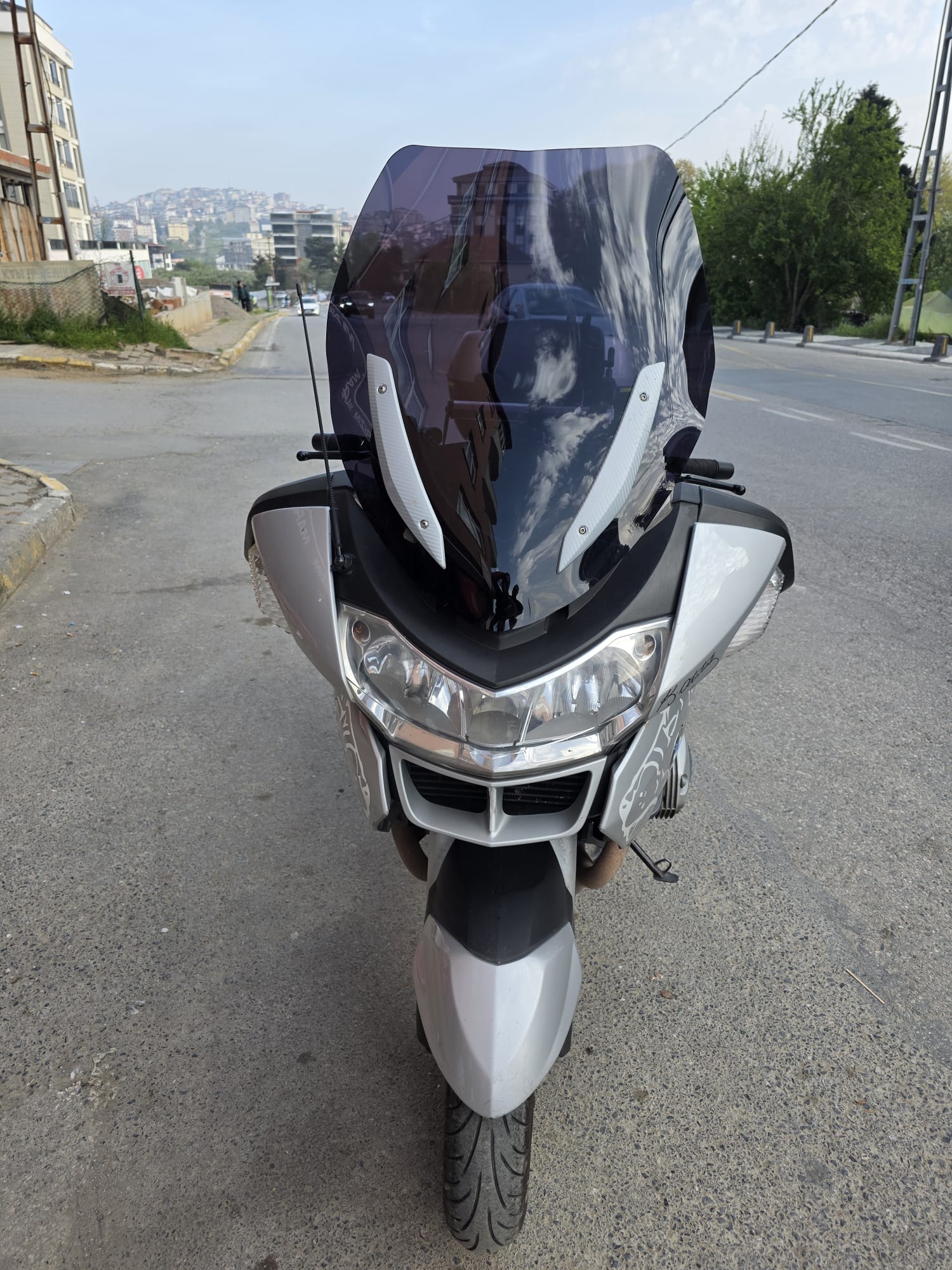 BMW R 1200 RT Siperlik Ön Cam 2005-2015 Model 70cm Siyah Renkli 4mm