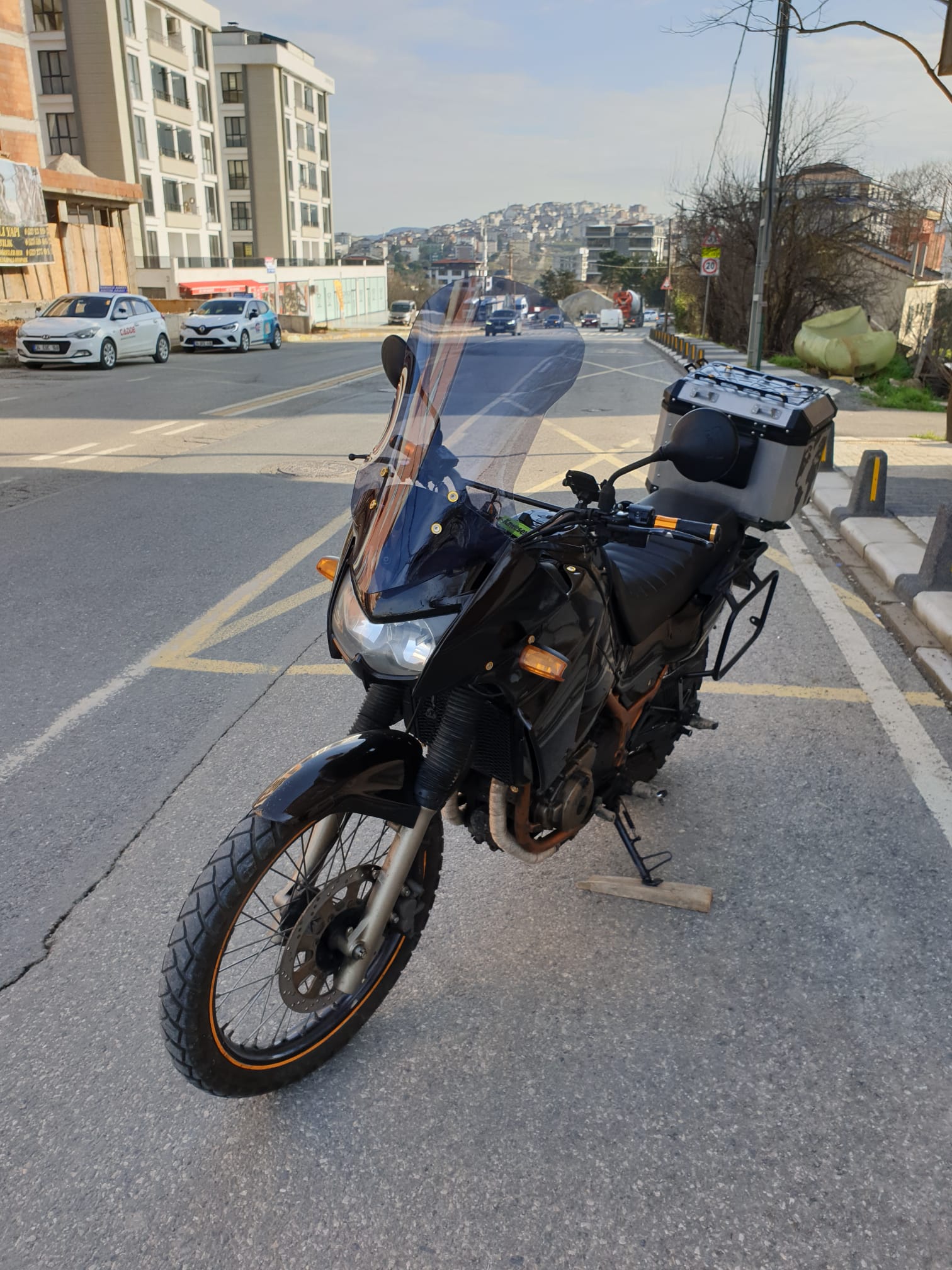 Kawasaki KLE 500 Siperlik Ön Cam 2005-2008 Model 58cm Füme Renkli 4mm UZUN CAM
