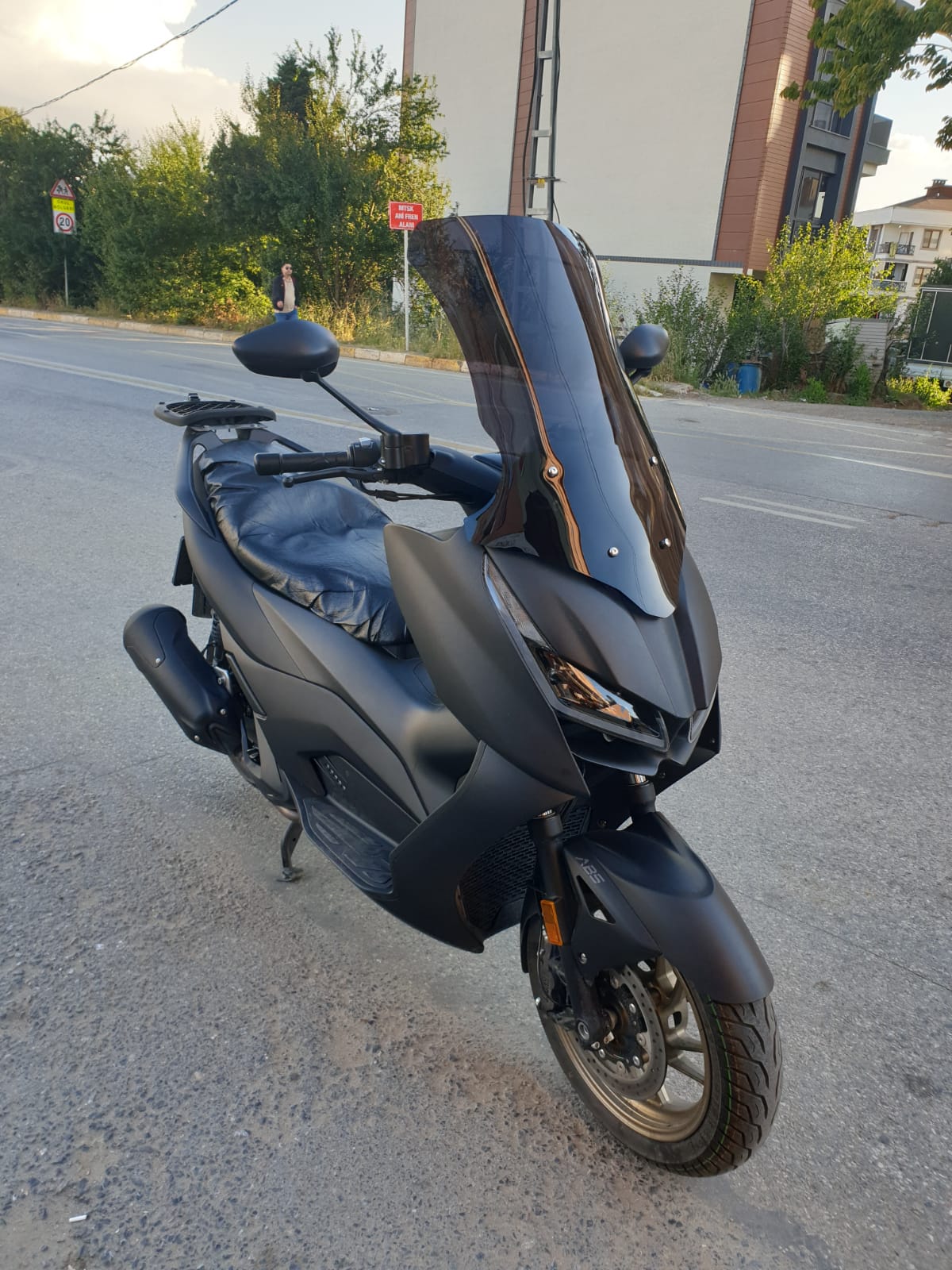 RKS RZ 250 S Siperlik Ön Cam 2022-2025 Model 68cm Siyah Renkli 4mm