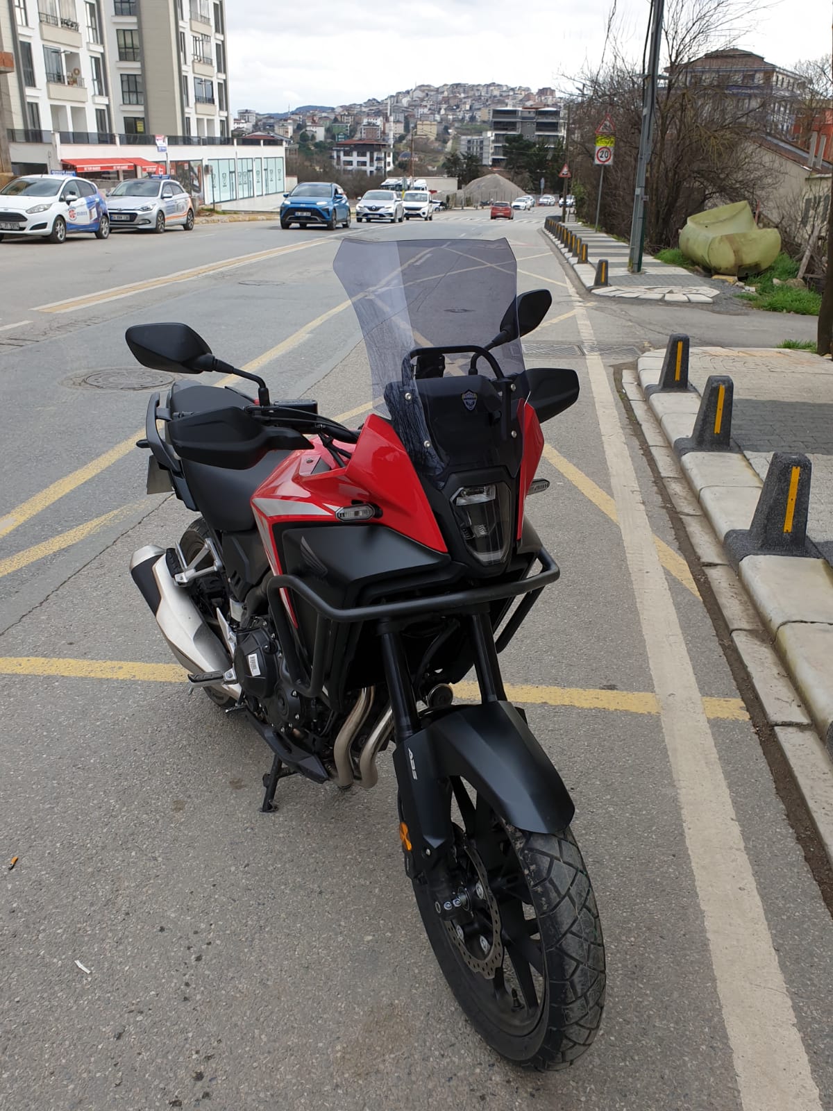 Honda NX 500 Ön Cam 2025 Model 44cm Füme Renkli 4mm UZUN CAM