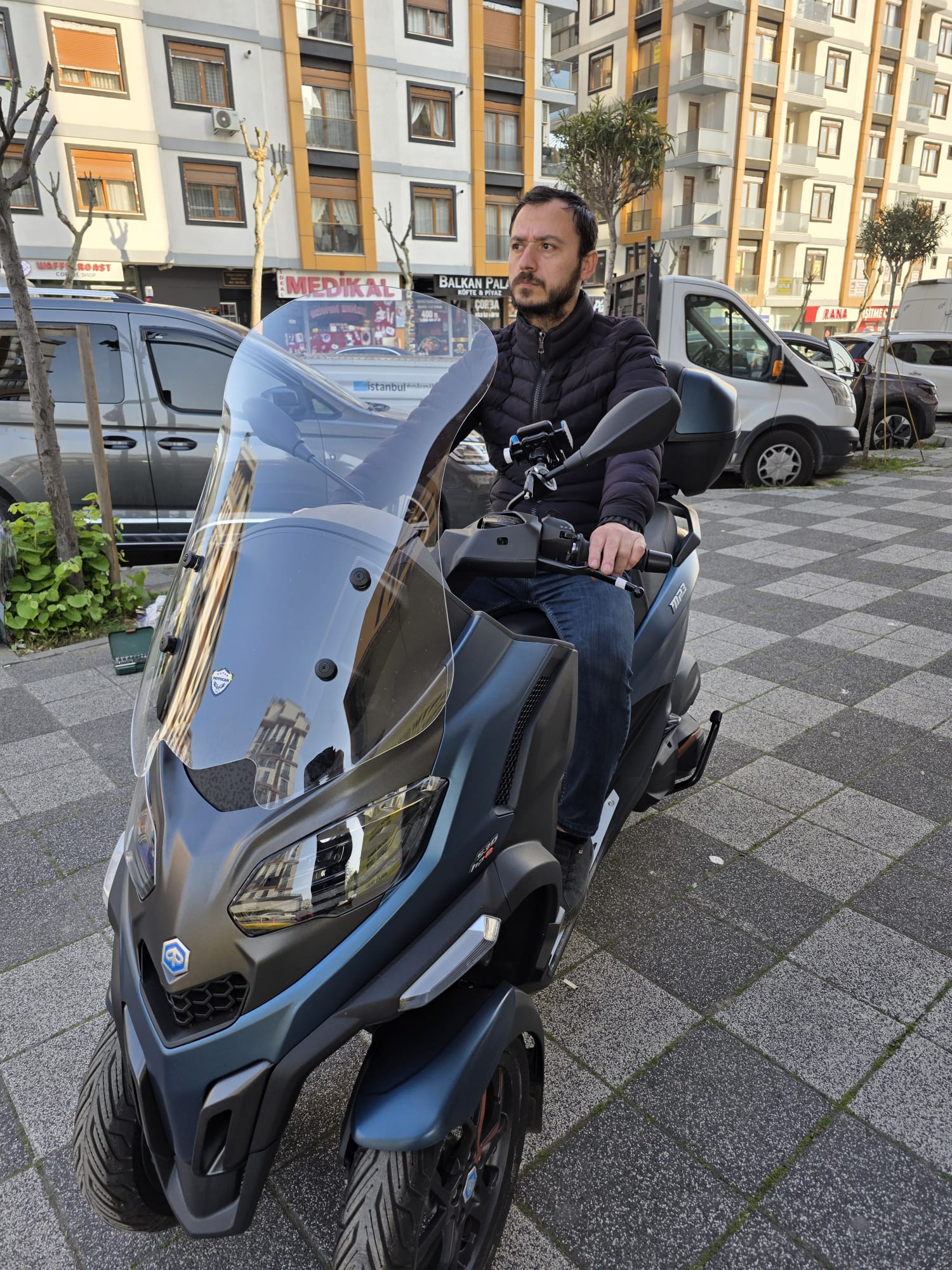 Piaggio MP3 530 Siperlik Ön Cam 2023-2025 Model 72cm Şeffaf Renkli 4mm UZUN CAM