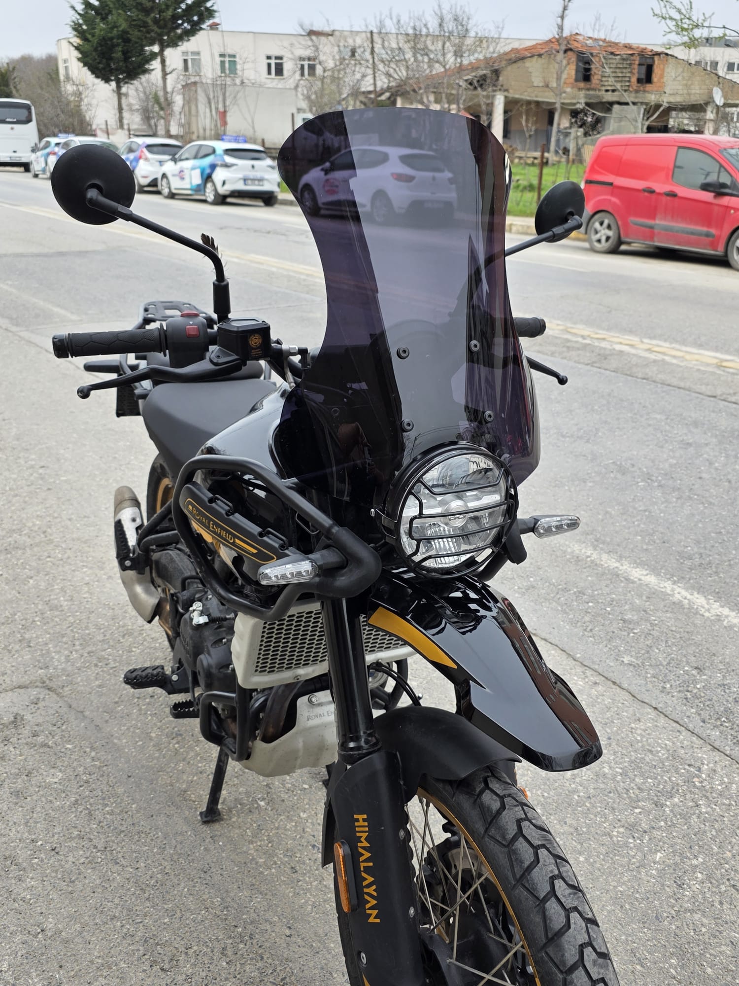 Himalayan Royal Enfıeld 450 Siperlik Ön Cam 2023-2025 Model 49cm Siyah Renkli 4mm