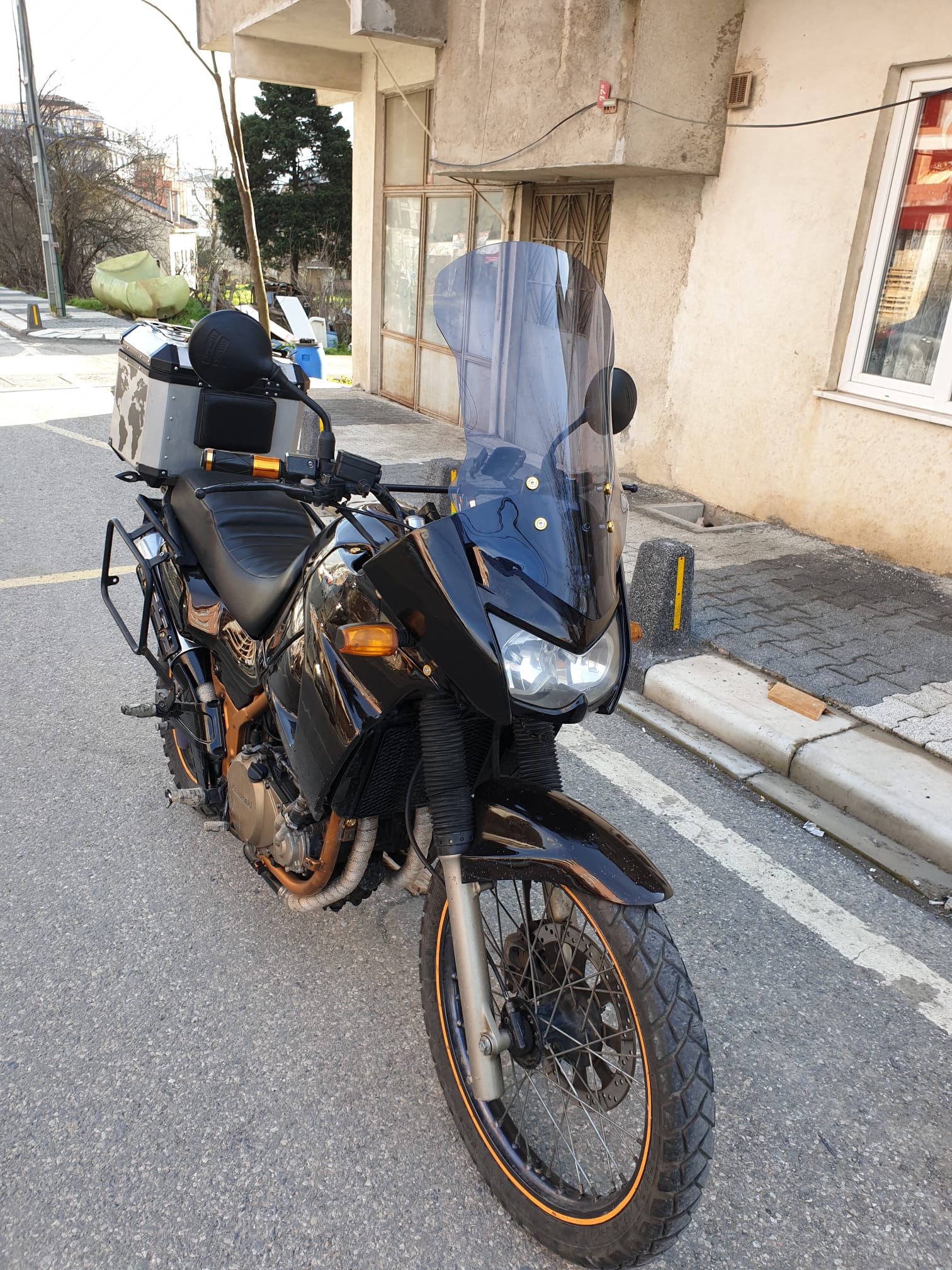 Kawasaki KLE 500 Siperlik Ön Cam 2005-2008 Model 58cm Füme Renkli 4mm UZUN CAM